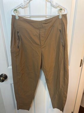 Athleta Khaki Brown Active Zip-Pocket Pants
